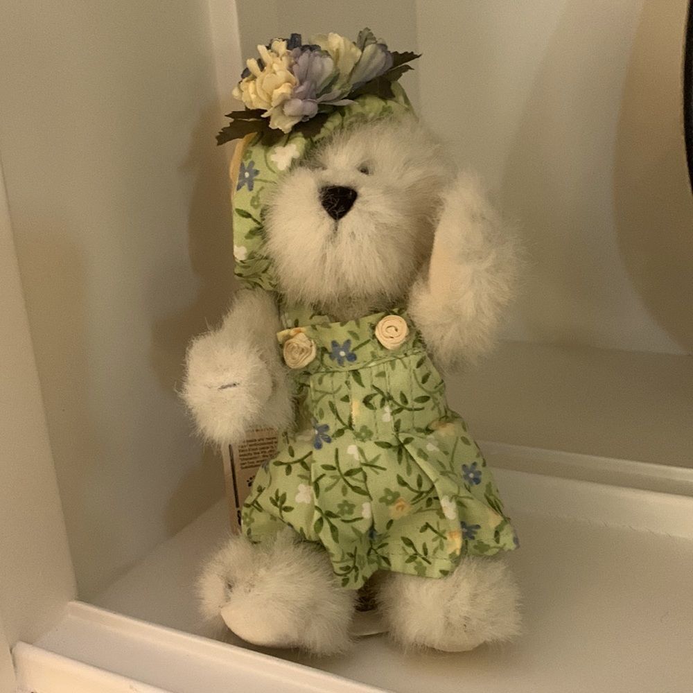 Boyd’s Bears Little Girl Ruth